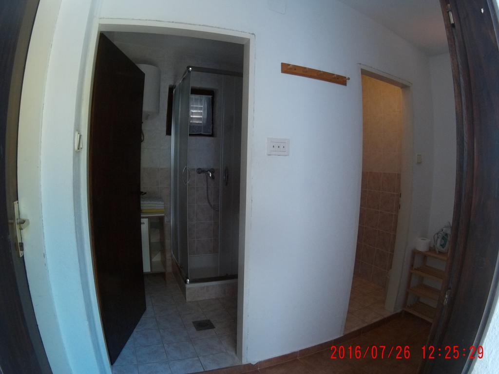 Apartman Luburic Pinezići Eksteriør bilde